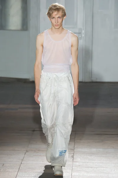 Look 20